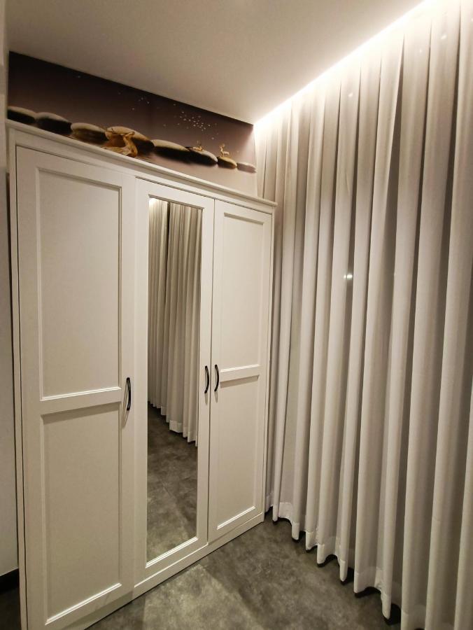 Luxury Aparment 5 Room 2 Minutes From The Beach Bat Yam Exterior foto